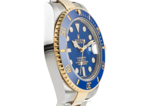 Replica Rolex Submariner 40mm Blue Dial 116613LB “Bluesy” Close-Up Focus