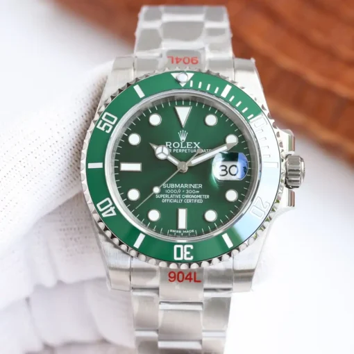 Fake Rolex Submariner SUB 116610 40mm Green Dial