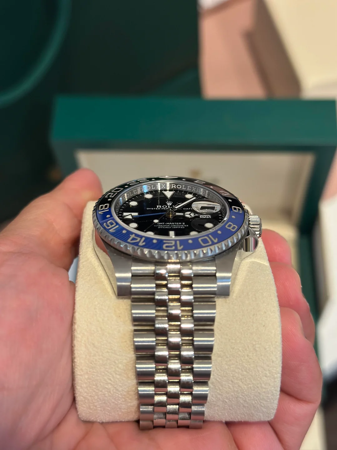 Replica GMT-Master II Black Dial 126710BLNR “Batgirl” photo review