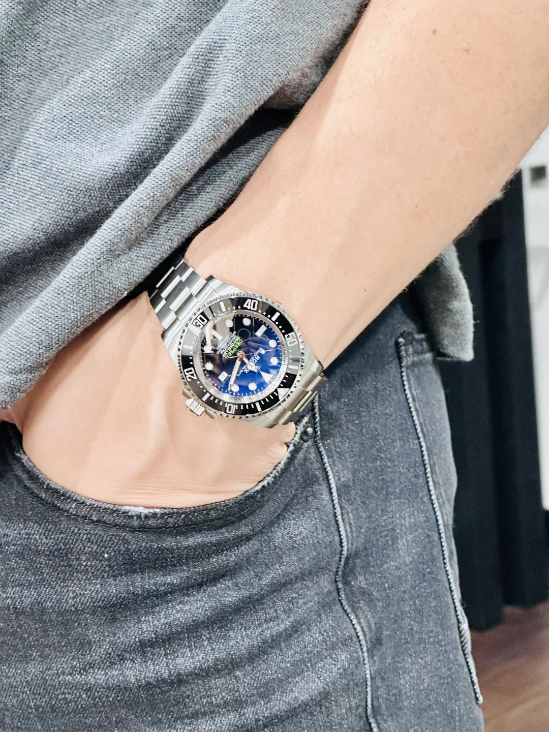 Deepsea 44mm James Cameron Dial 126660 photo review