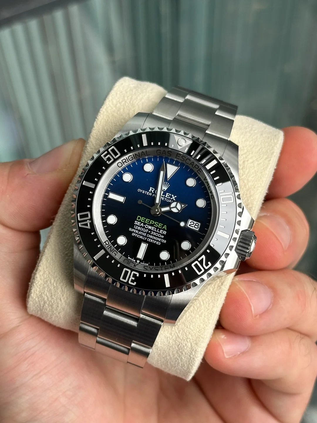 Deepsea 44mm James Cameron Dial 126660 photo review
