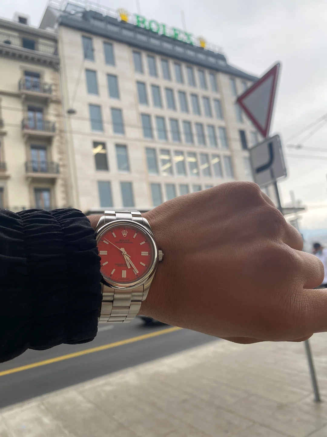 Oyster Perpetual Lady 41mm Dial Coral Red 124300 photo review