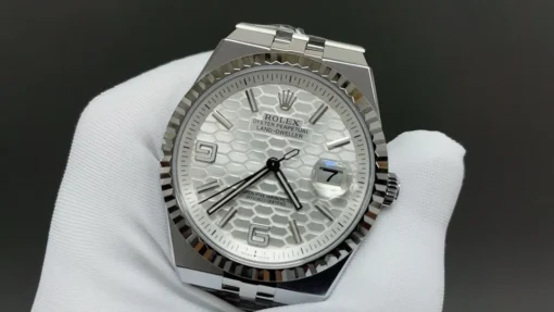 Land-Dweller 40 mm Stainless Steel - Image 4
