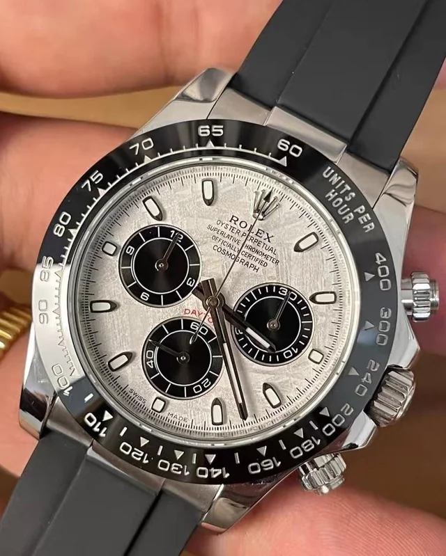 Click to view full screen Daytona 40 mm 126519LN Meteorite Dial photo review