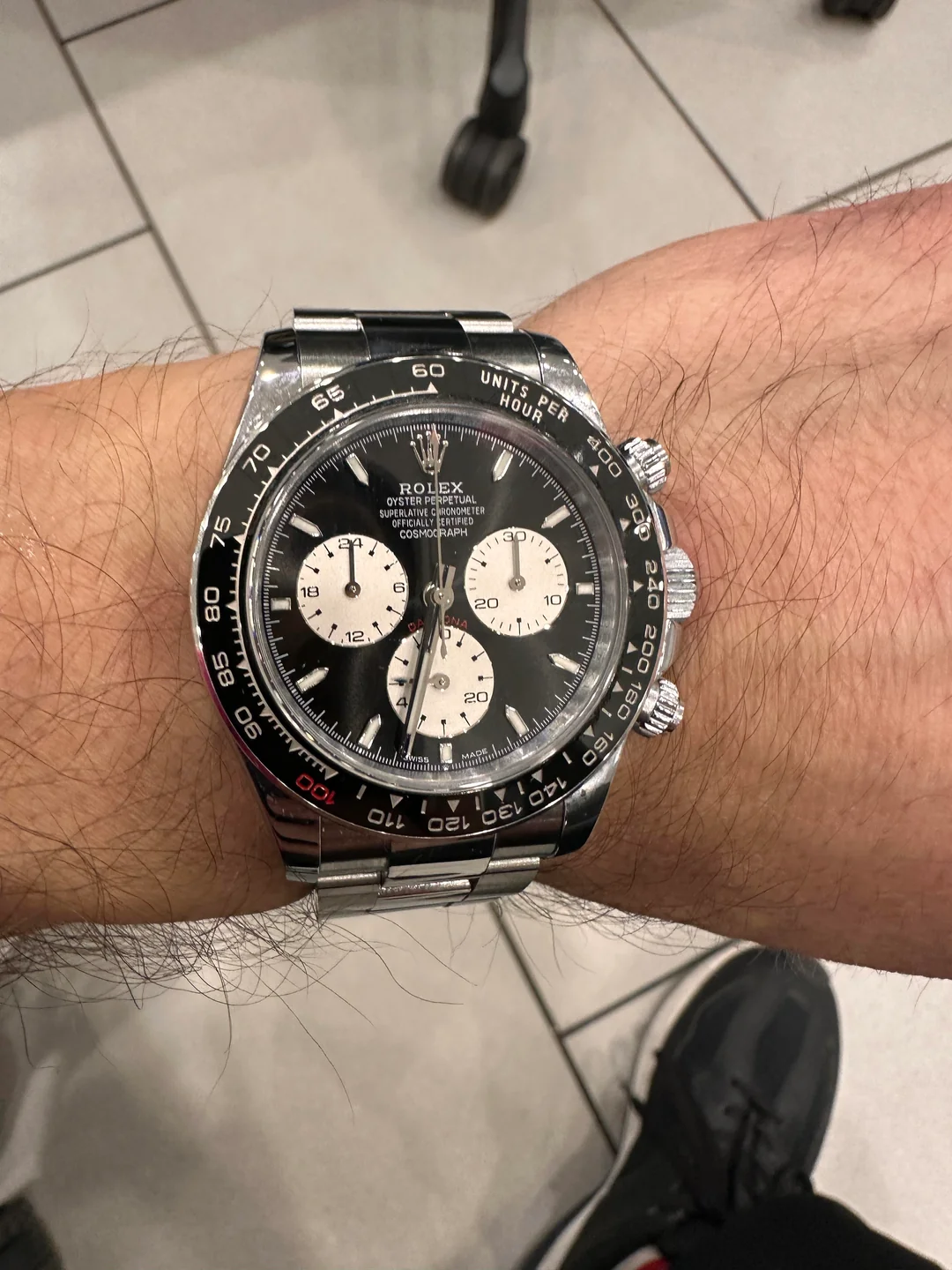 Click to view full screen Daytona 126529LN “Le Mans” 100 years anniversary photo review