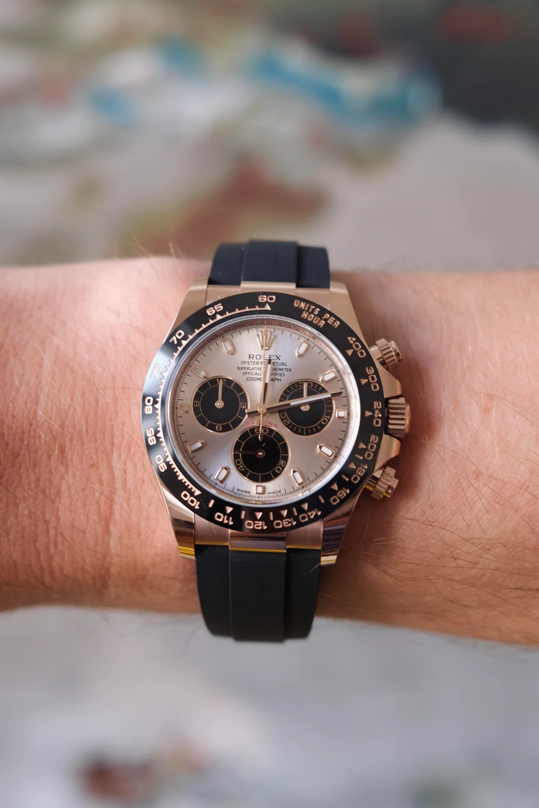 Daytona 40 mm Sundust Dial in Everose Gold 126515LN photo review