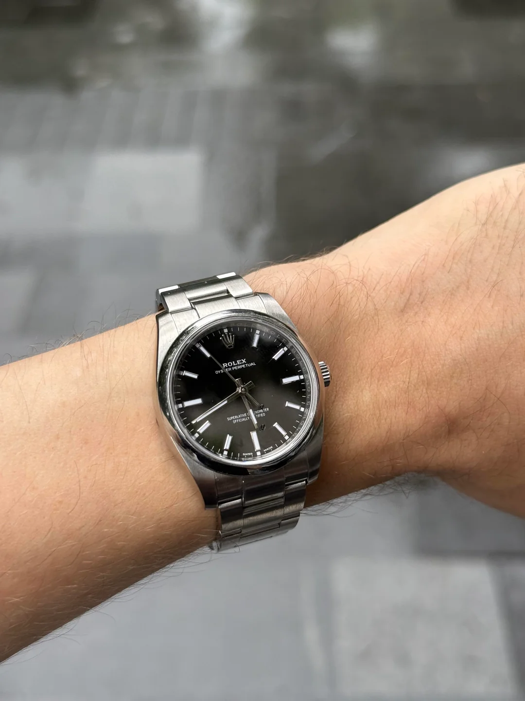 Oyster Perpetual Lady 41mm Dial Black 124300 photo review
