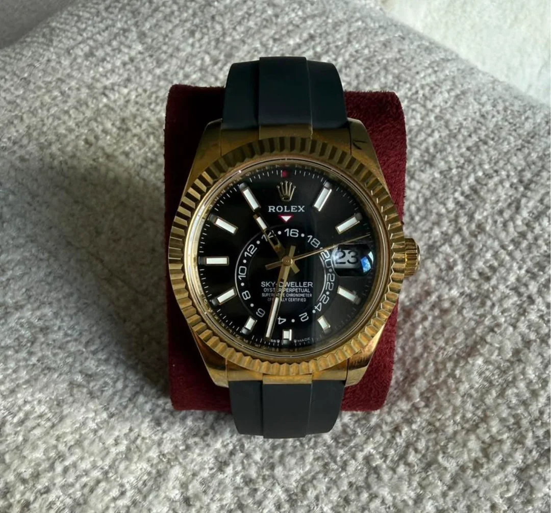 Sky-Dweller 42 mm Bright Black Dial 336238 photo review