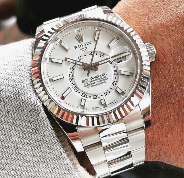 Click to view full screen Sky-Dweller 42 mm Intense white Dial 336934 photo review
