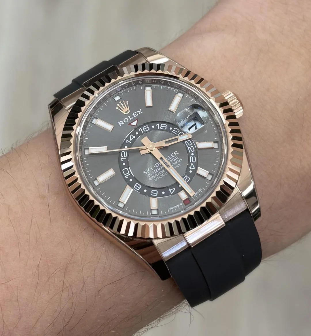 Click to view full screen Sky-Dweller 42 mm Slate Dial 336235 photo review